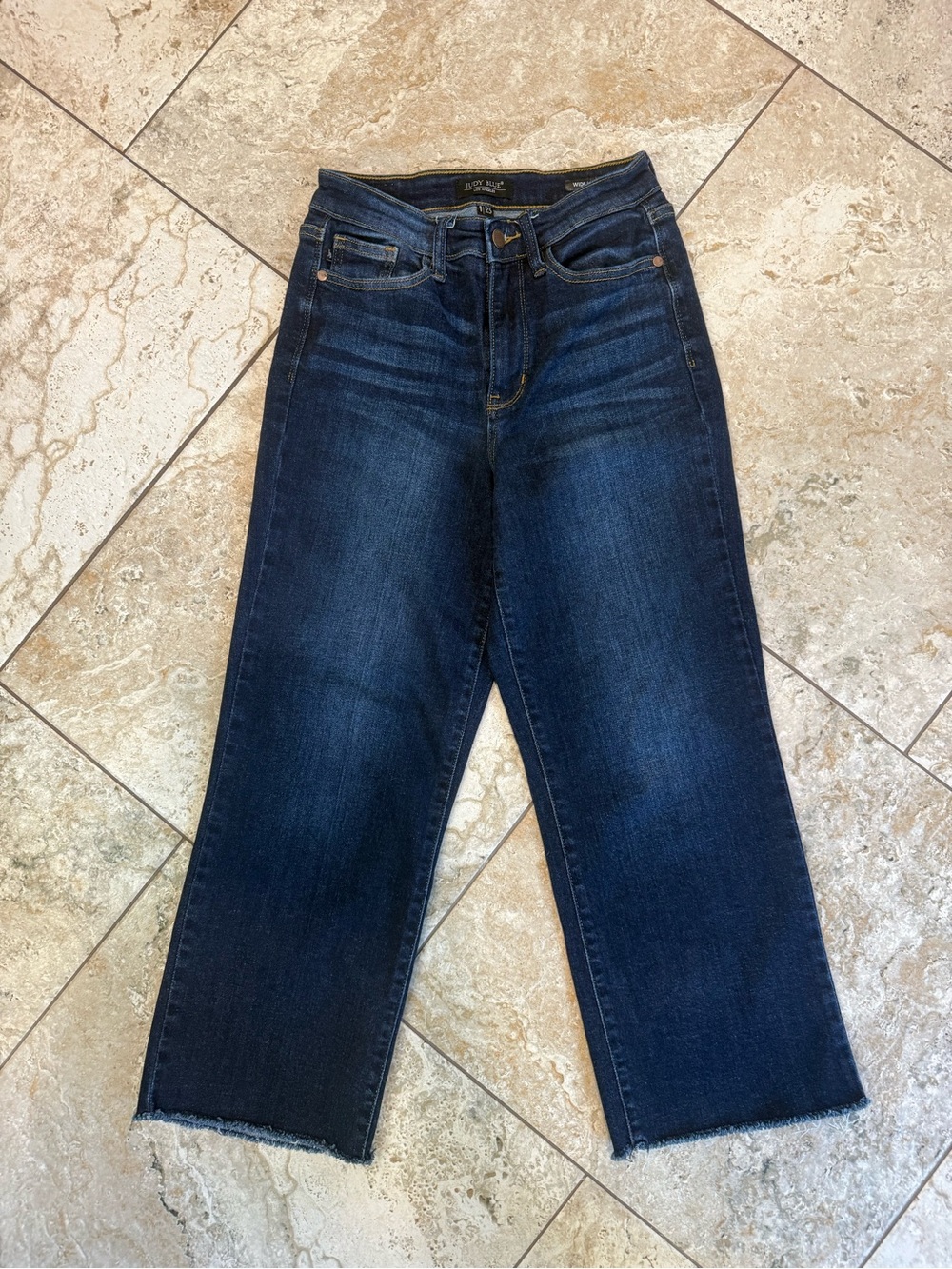 Judy Blue High-Rise Straight Crop Jeans